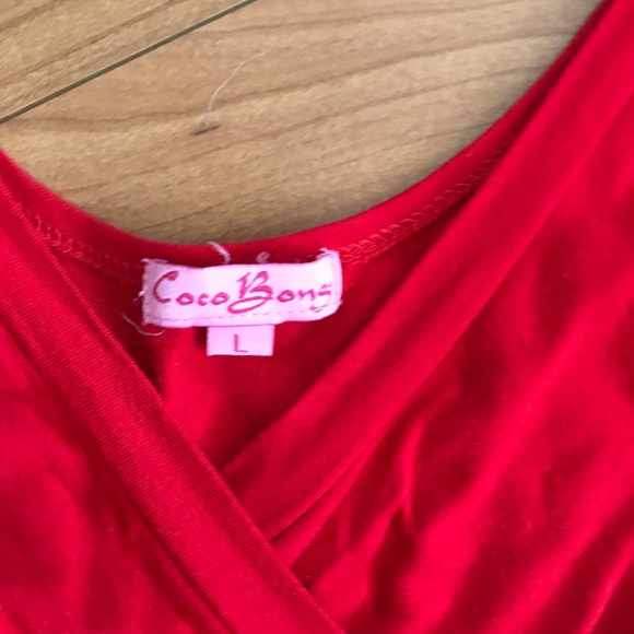 CoCo Bongo plunging T top - Picture 2 of 2